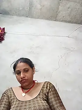 Snapshot of Sandhya_x chatting on 09.29.25 Sandhya x online show from 09.29.25