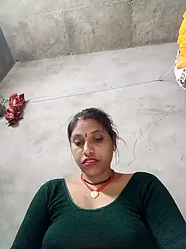 Snapshot of Sandhya_x chatting on 10.02.25 Sandhya x online show from 10.02.25