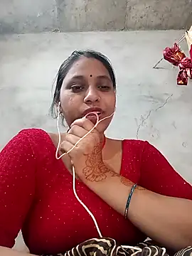 Snapshot of Sandhya_x chatting on 10.17.25 Sandhya x online show from 10.17.25