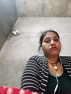 Snapshot of Sandhya_x chatting on 11.11.25 Sandhya x online show from 11.11.25