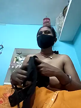 Snapshot of Sandhya_x chatting on 02.13.26 Sandhya x online show from 02.13.26