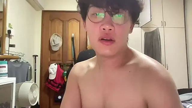 Passionatetwink2 online show from 03.18.26