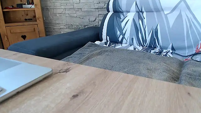 htreshot73 online show from 03.18.26