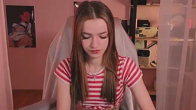 E l i z e  online show from 04.28.26