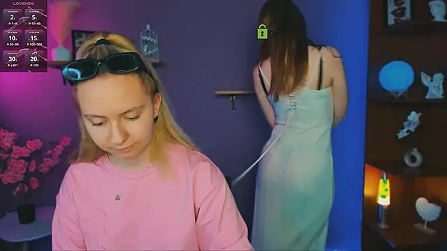 mila glow1 online show from 05.03.26
