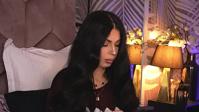 EvaRhea online show from 02.04.26