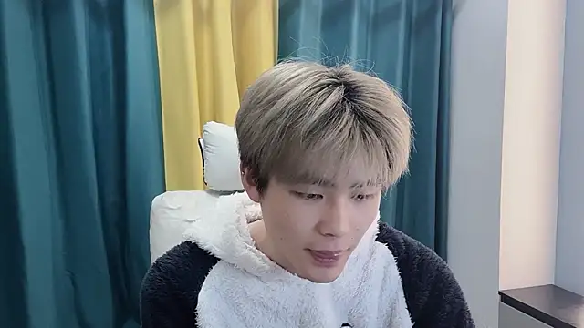 xiaoyang5200 online show from 03.09.26