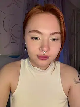 LunaMillie online show from 04.25.26