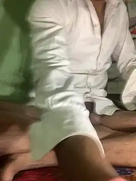 Snapshot of uniquesexyboy5689 chatting on 11.09.25 uniquesexyboy5689 online show from 11.09.25