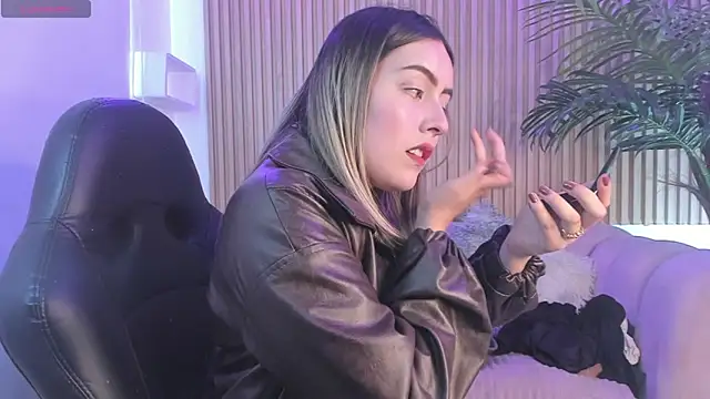 Jenny Wolridge  online show from 11.12.25