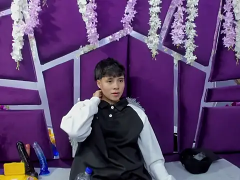 Bruno Cruzz online show from 02.03.26