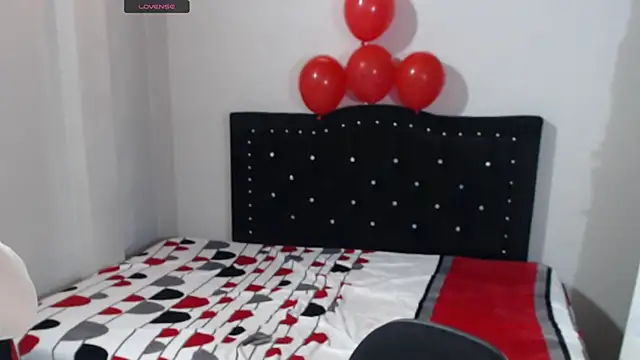 Coraline Playful online show from 10.31.25