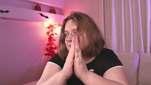 Alissa S online show from 10.30.25