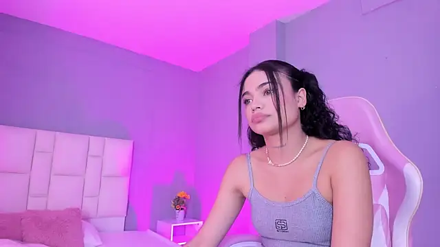 Snapshot of SammyRose_ chatting on 02.16.26 SammyRose online show from 02.16.26