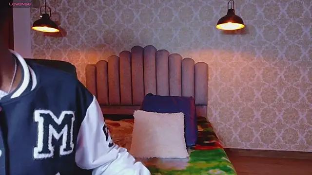 katia green1 online show from 11.18.25