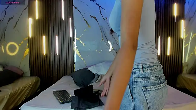 VictoriaDuart online show from 11.09.25