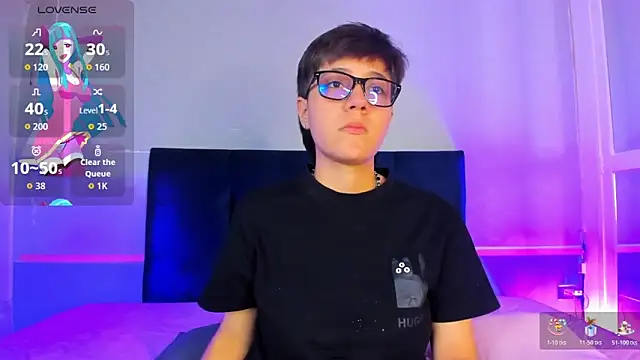 Tsuki Maru online show from 11.14.25