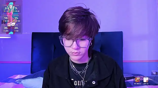 Tsuki Maru online show from 03.08.26