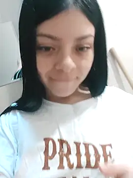 LunaJacobs online show from 10.08.25