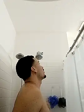 Jadriel23 online show from 10.08.25