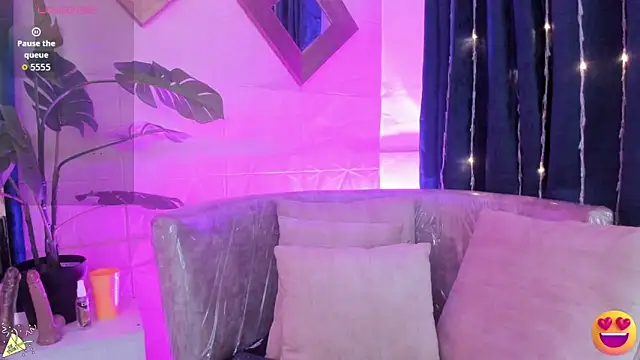 Snapshot of _valeria_saenz_ chatting on 03.11.26 valeria saenz online show from 03.11.26