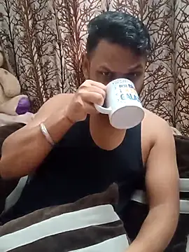 Snapshot of itzrocky1 chatting on 09.15.25 itzrocky1 online show from 09.15.25