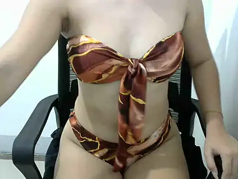 Snapshot of Scarlet_anne18xx chatting on 06.08.26 Scarlet anne18xx online show from 06.08.26