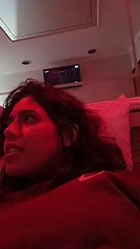 Snapshot of Maricamposs chatting on 01.18.26 Maricamposs online show from 01.18.26