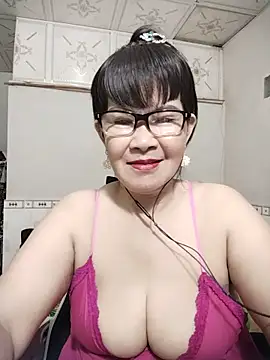Snapshot of Ki_xxx chatting on 06.12.26 Ki xxx online show from 06.12.26