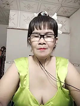 Snapshot of Ki_xxx chatting on 06.16.26 Ki xxx online show from 06.16.26