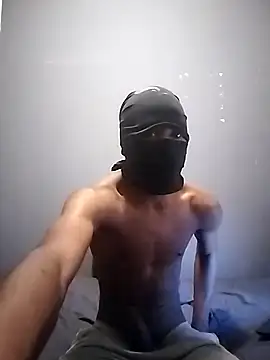 Snapshot of dumbBroke chatting on 10.10.25 dumbBroke online show from 10.10.25