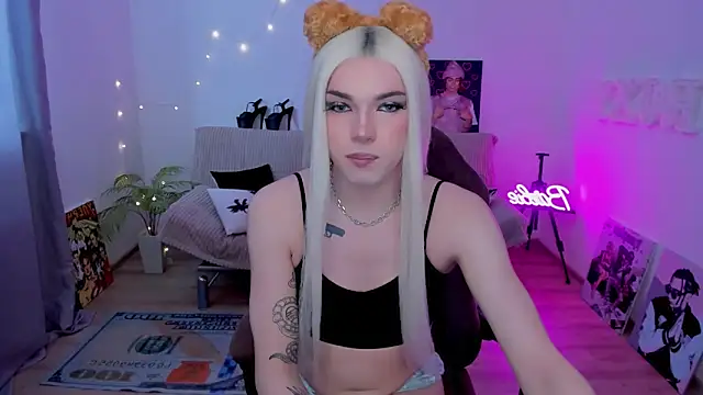 YourTrixie online show from 02.08.26