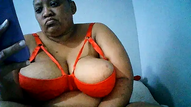 Yellobonepussy online show from 09.30.25