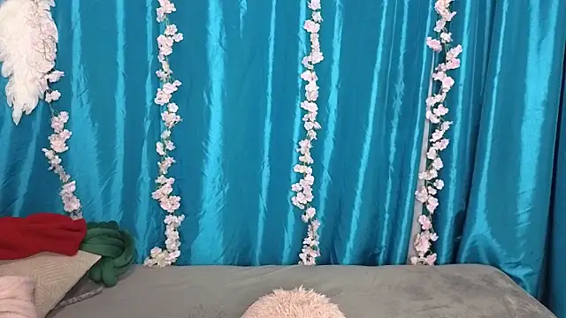 Elannaria online show from 10.24.25
