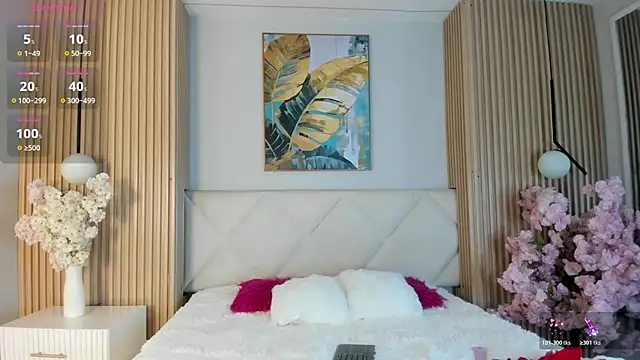 Mila Hank  online show from 02.05.26