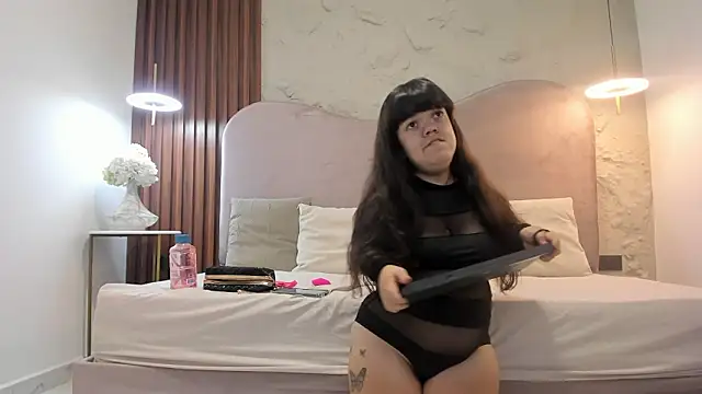 Snapshot of PamelaBonnet_mml chatting on 02.09.26 PamelaBonnet mml online show from 02.09.26