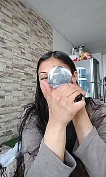 KittyHoleshot87 online show from 09.24.25