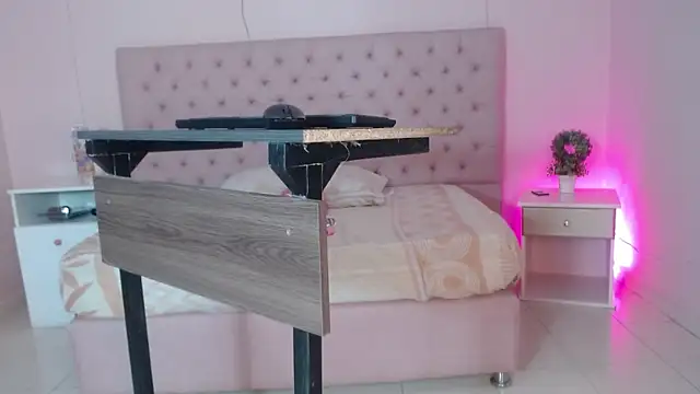 kiity horny  online show from 09.25.25