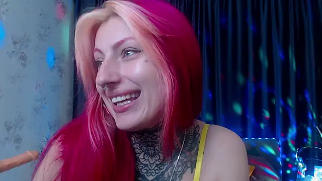 Nina Blum  online show from 10.27.25