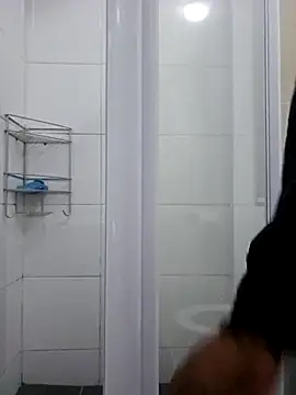 trickyOne online show from 11.04.25