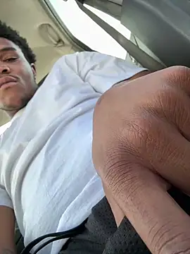 ShakeShaq online show from 10.10.25