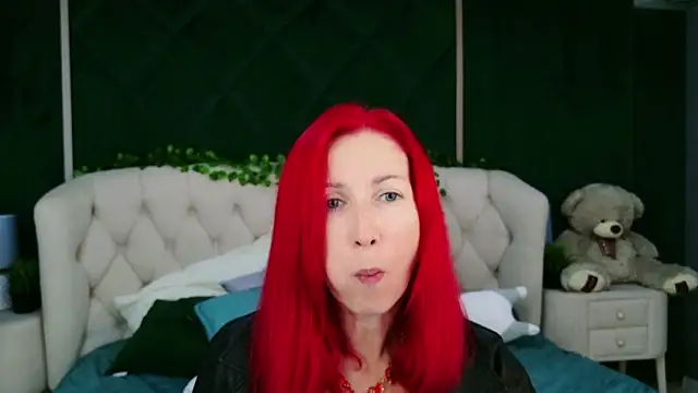 Snapshot of Sofia_Lix chatting on 10.06.25 Sofia Lix online show from 10.06.25