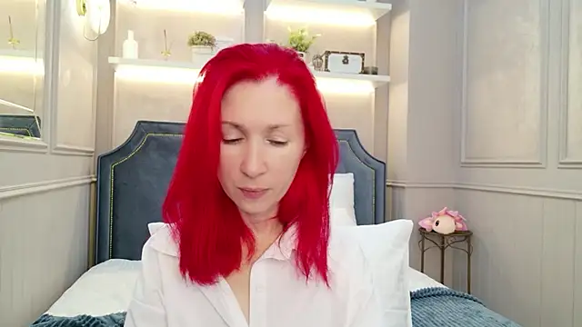 Snapshot of Sofia_Lix chatting on 12.04.25 Sofia Lix online show from 12.04.25