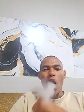 LuciousLyon online show from 01.14.26