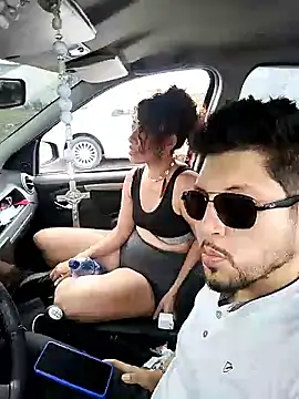 roxyrougee online show from 10.17.25