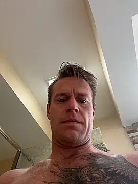 Snapshot of DILFiGuess11 chatting on 01.11.26 DILFiGuess11 online show from 01.11.26