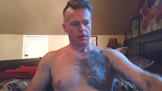 Snapshot of DILFiGuess11 chatting on 06.18.26 DILFiGuess11 online show from 06.18.26