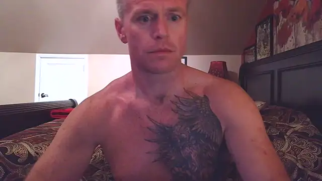 Snapshot of DILFiGuess11 chatting on 06.25.26 DILFiGuess11 online show from 06.25.26