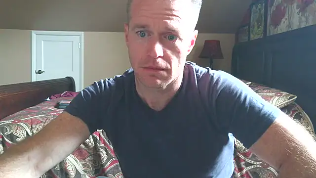 Snapshot of DILFiGuess11 chatting on 07.26.26 DILFiGuess11 online show from 07.26.26