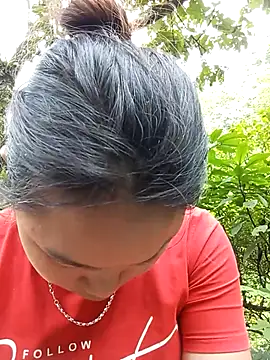 may-squirl online show from 09.25.25